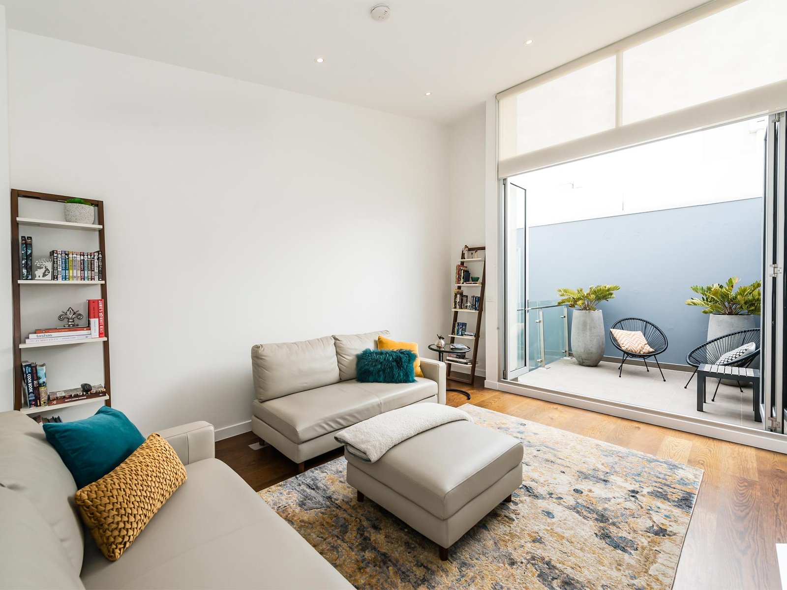 Gallery: 13/170 Beach Road