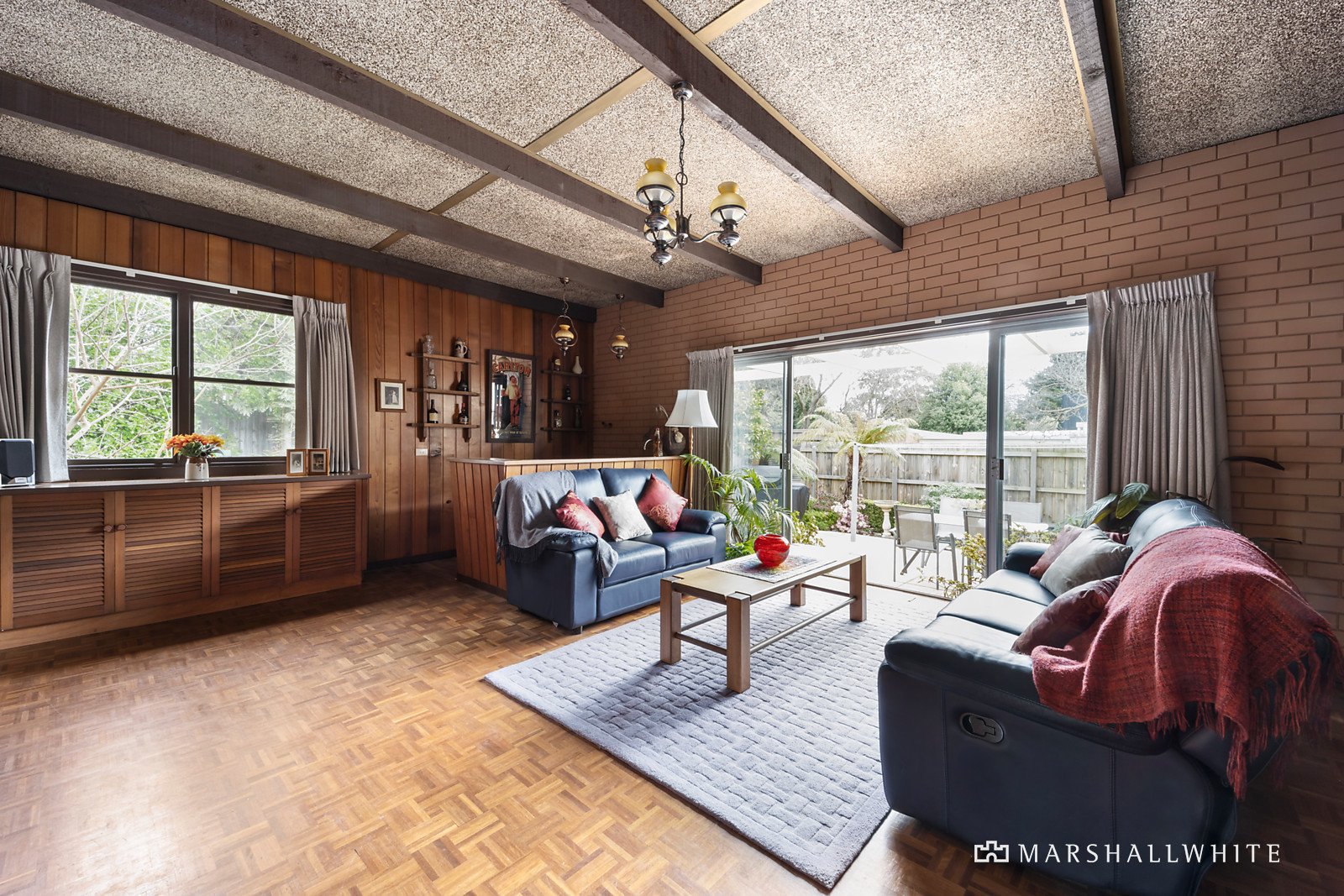 1318 Dandenong Road, Hughesdale, VIC