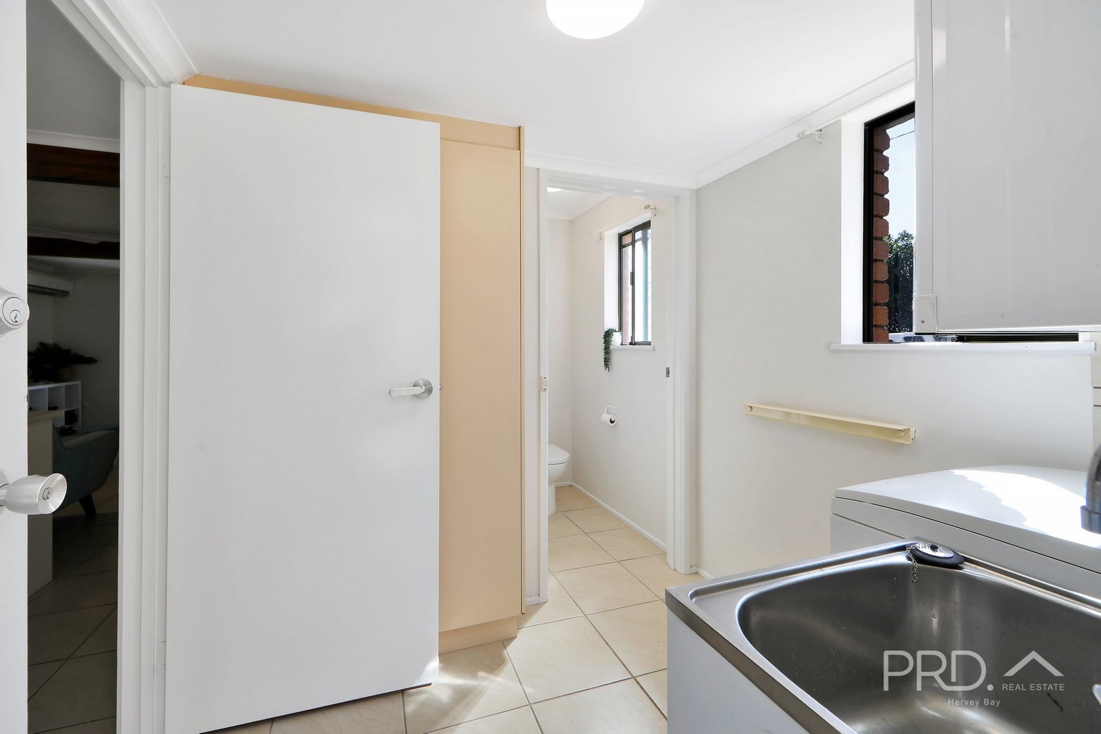 1/318 Esplanade  SCARNESS 13