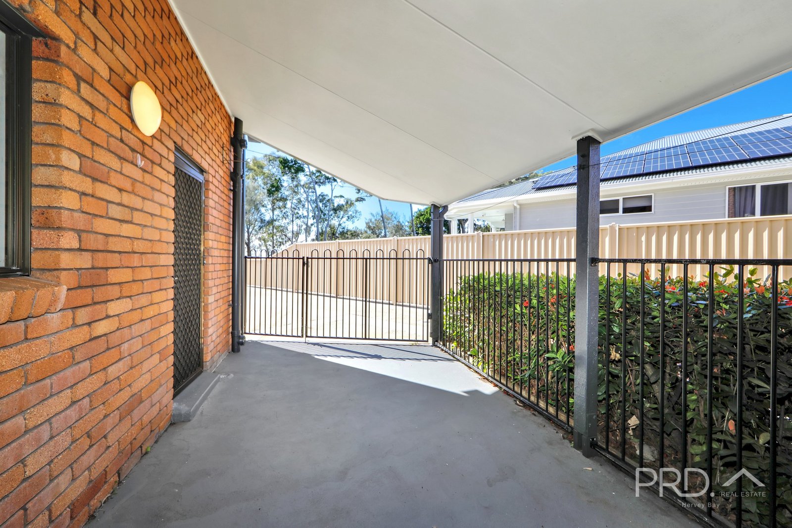 1/318 Esplanade  SCARNESS 15