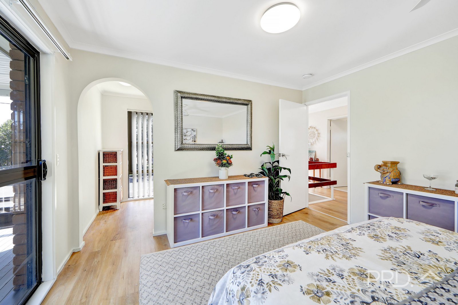 1/318 Esplanade  SCARNESS 18