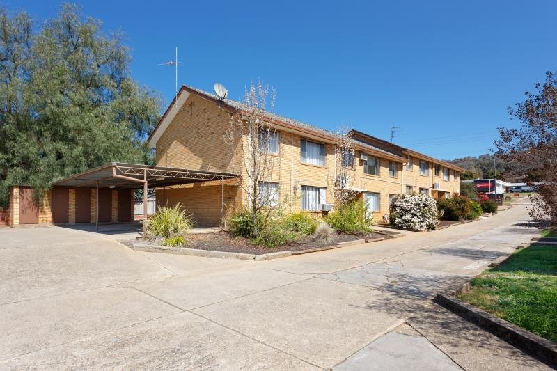 13/189 Lake Albert Road KOORINGAL 1