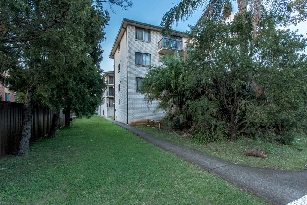 13/191 Derby Street PENRITH 8