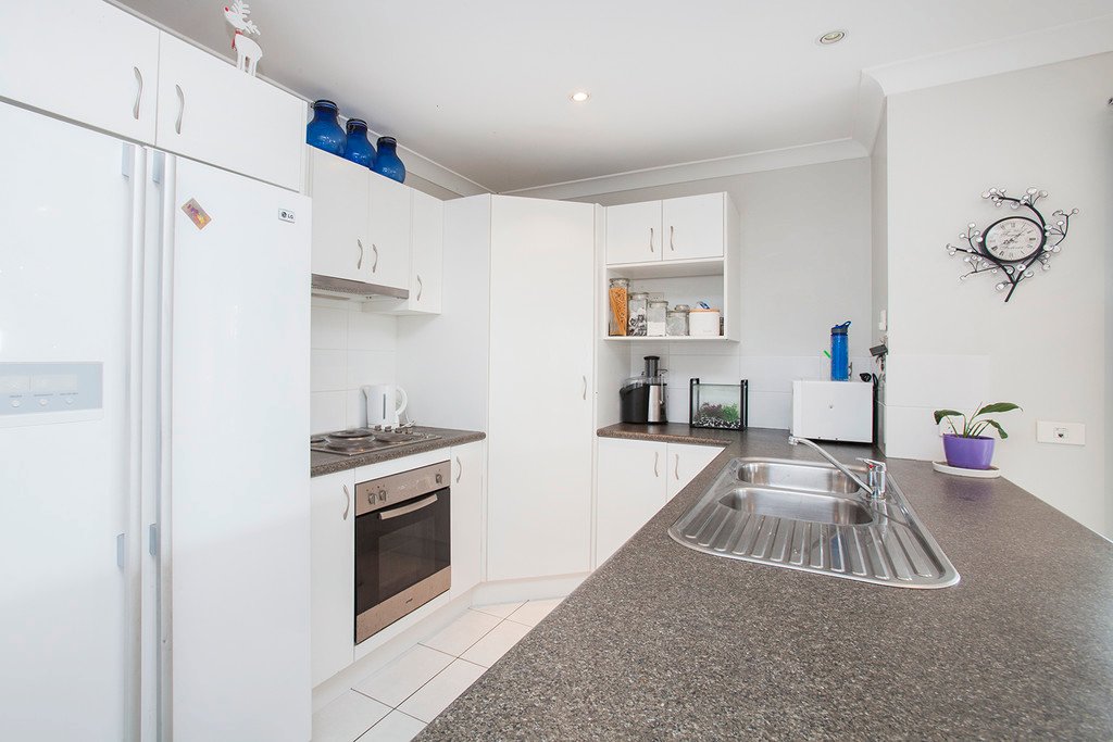 1/31a Wyndham Street GRETA 2