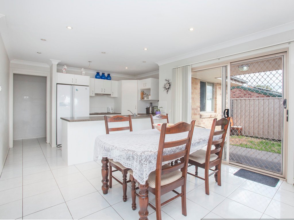 1/31a Wyndham Street GRETA 4