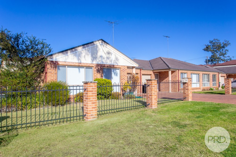 13/2-10 Walker Street WERRINGTON 2