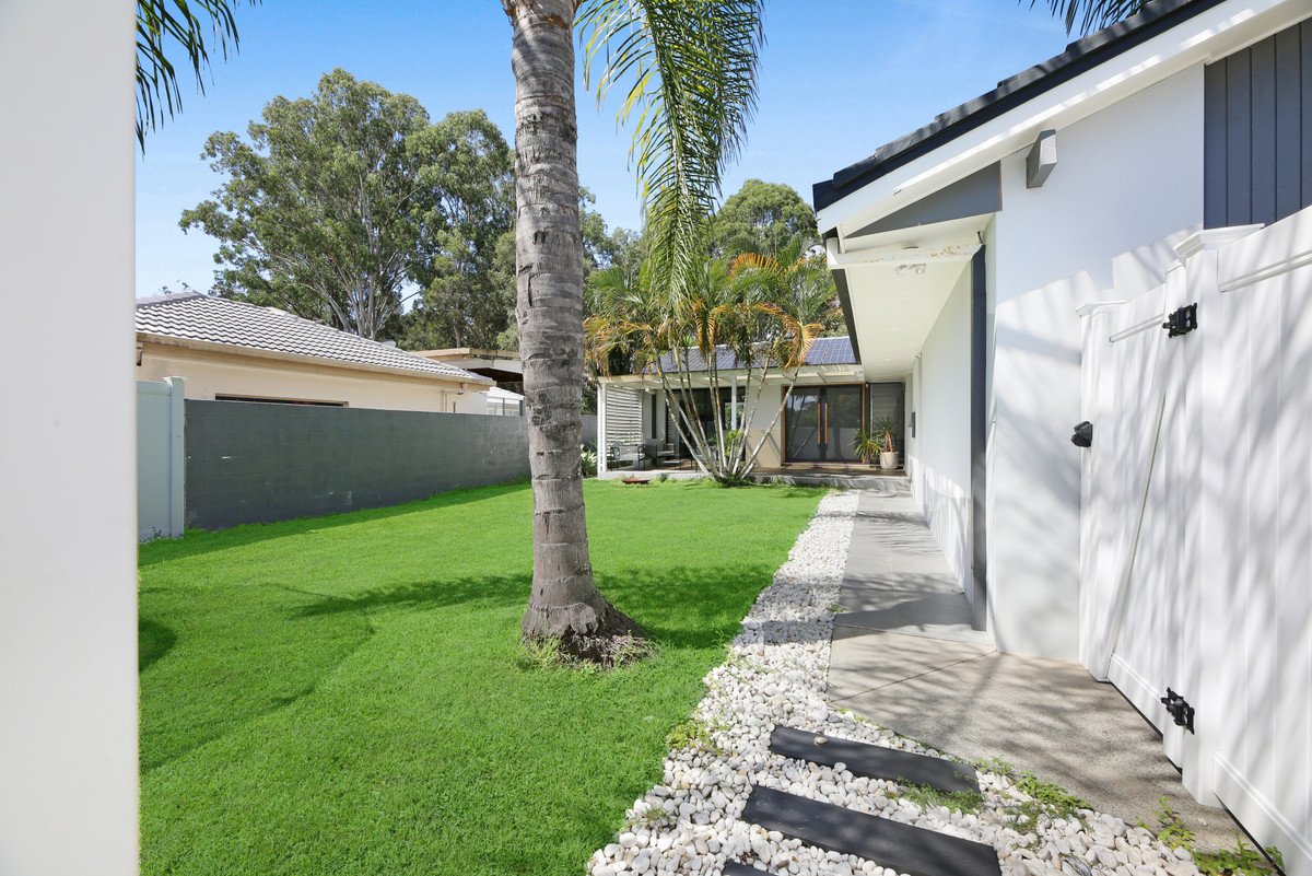 132 Acanthus Avenue Burleigh Waters 5