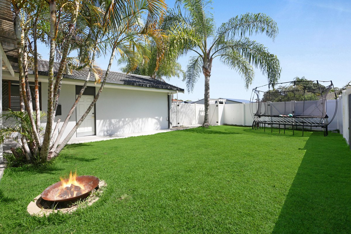 132 Acanthus Avenue Burleigh Waters 6