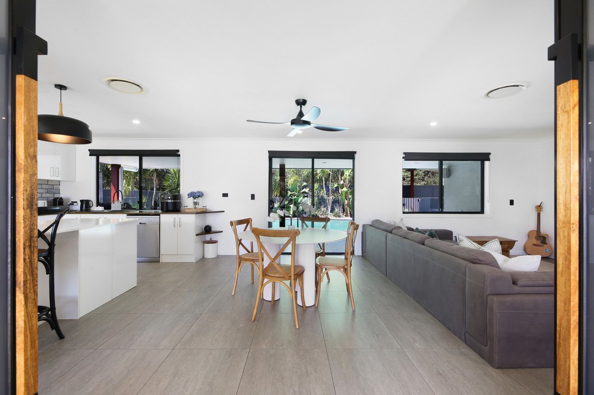 132 Acanthus Avenue Burleigh Waters 9