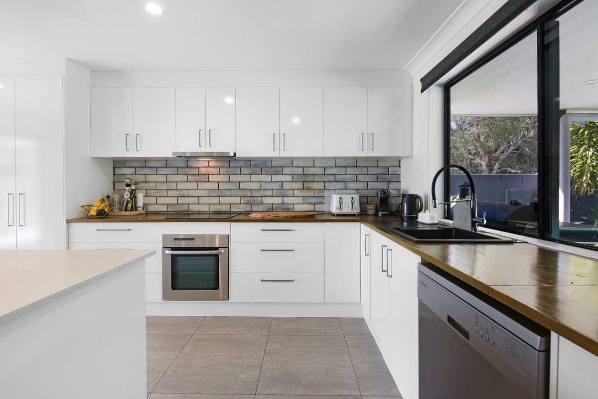 132 Acanthus Avenue Burleigh Waters 15