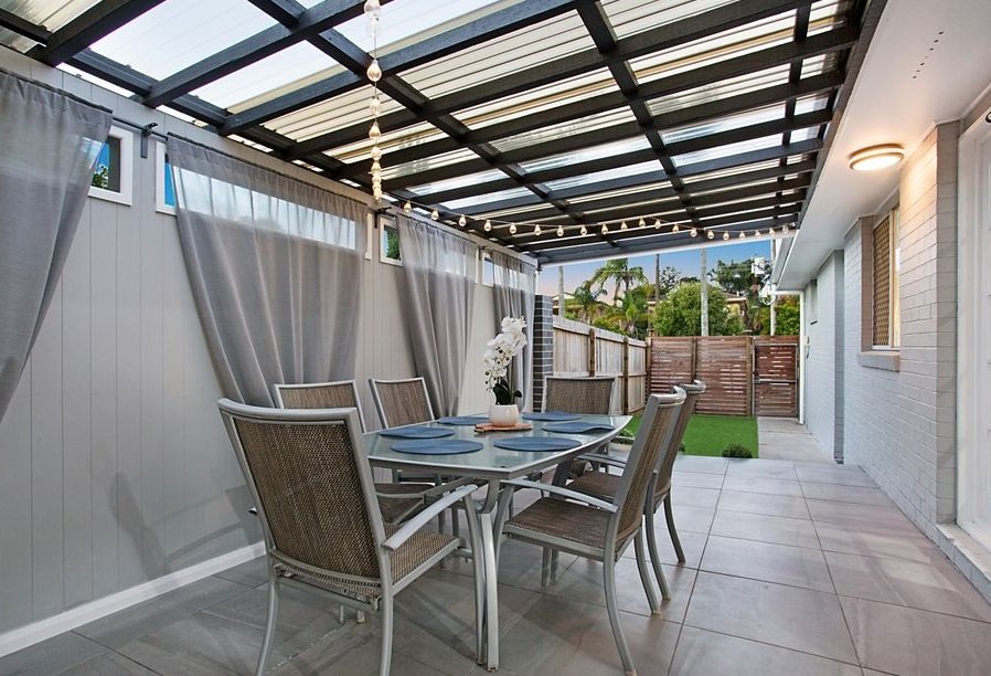 1/32 Albion Ave  MIAMI 5