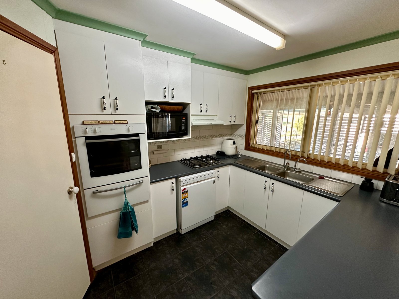 132 Albury Street TUMBARUMBA 4