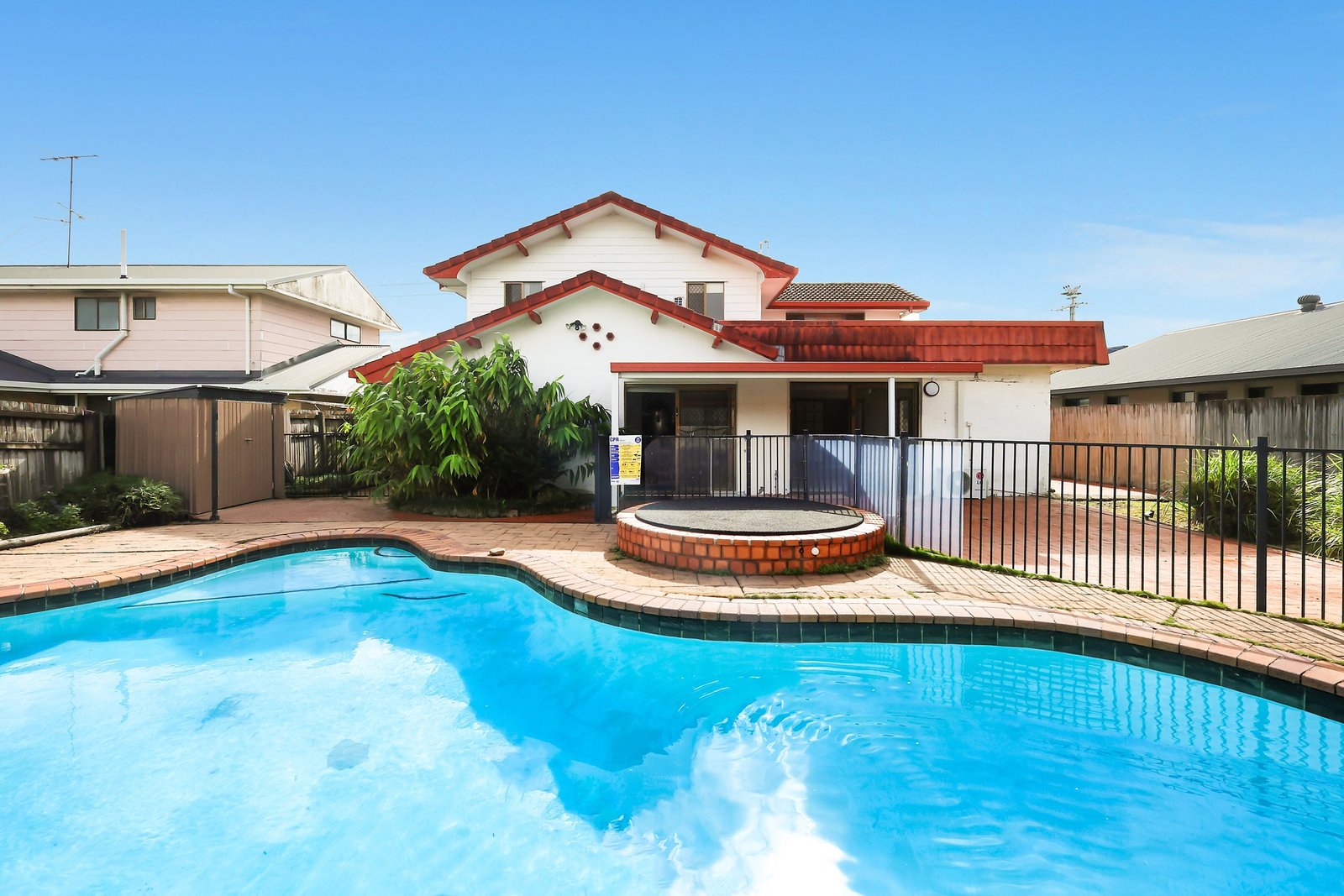 132 Ashmore Road BENOWA 2