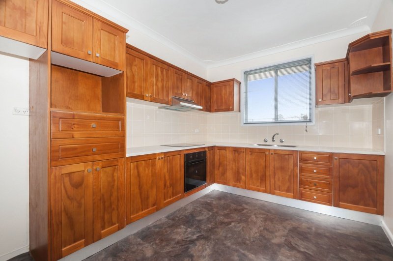 132 Avondale Rd  DAPTO 4