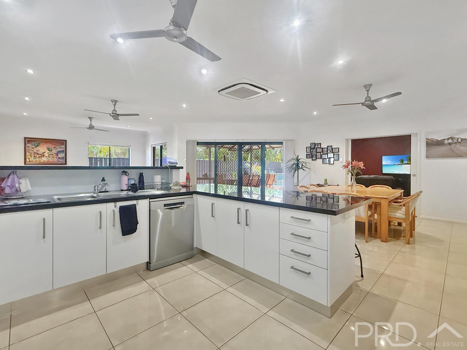 132 Bajamalu Drive BAYNTON 15