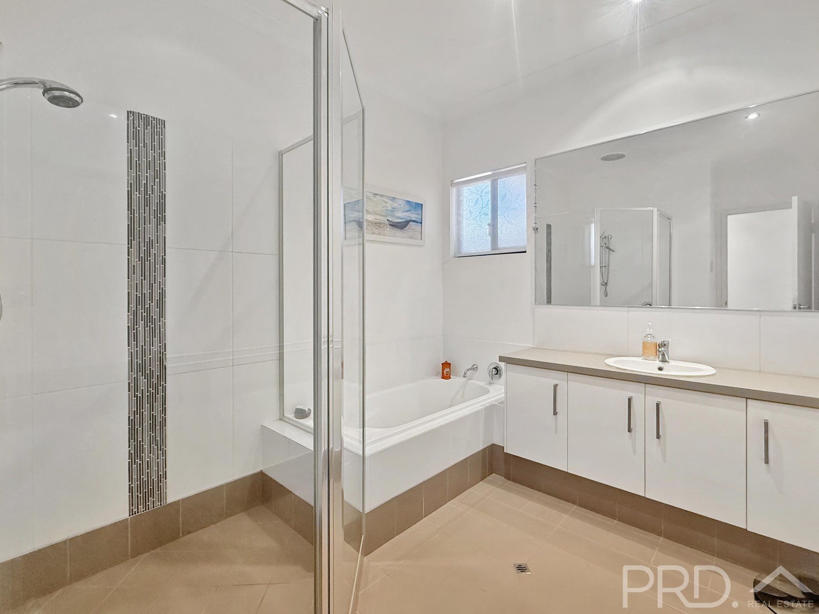 132 Bajamalu Drive BAYNTON 17