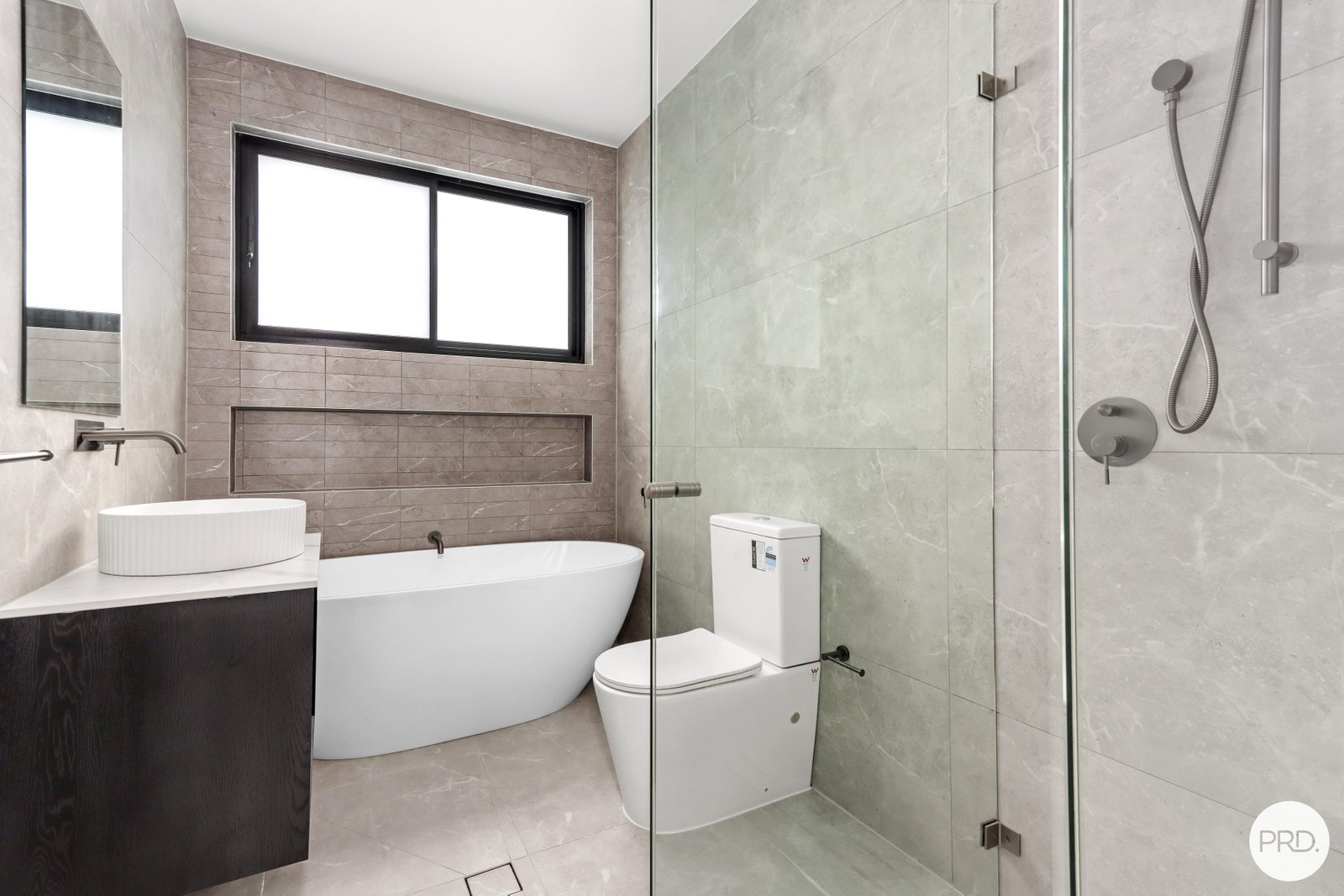 132 Birdwood Road GEORGES HALL 8