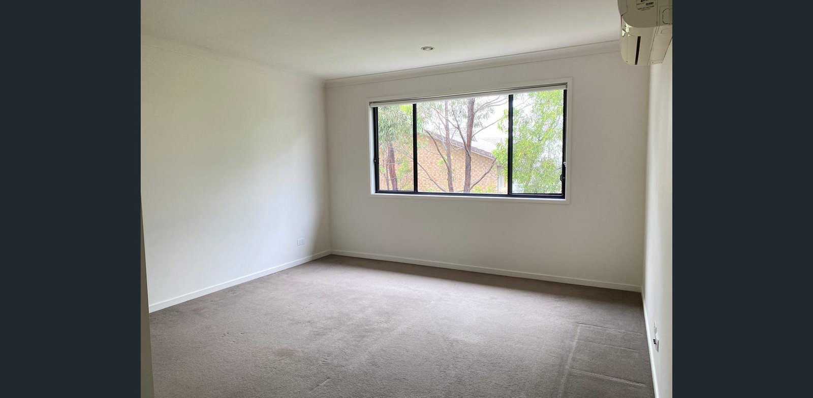 13/2 Bourton Road MERRIMAC 4