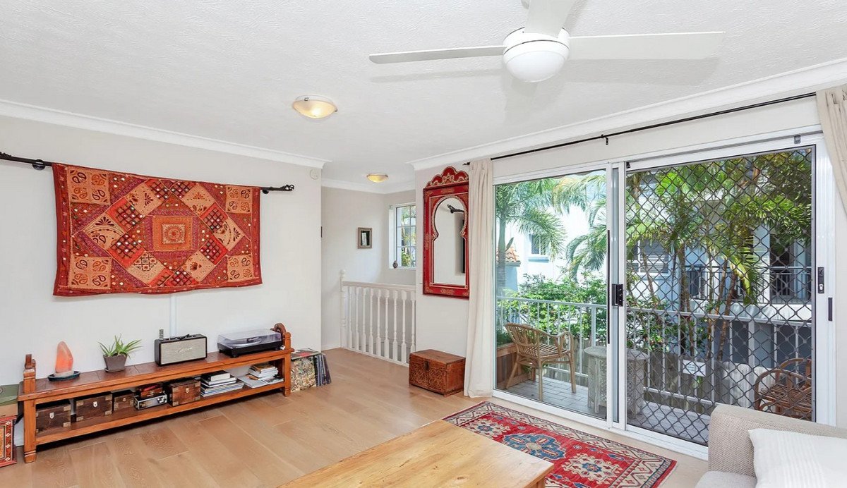 1/32 Burleigh Street Burleigh Heads 7