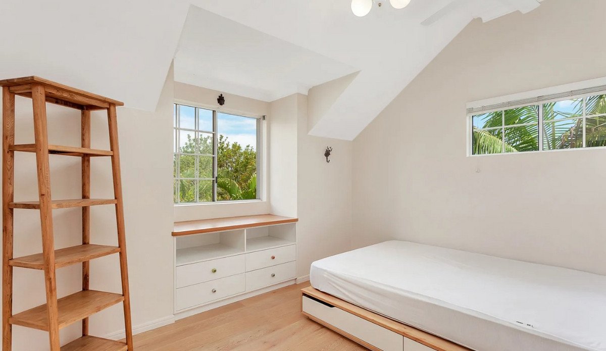 1/32 Burleigh Street Burleigh Heads 8