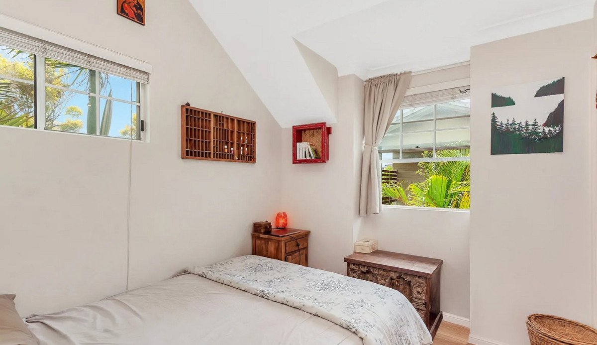 1/32 Burleigh Street Burleigh Heads 9