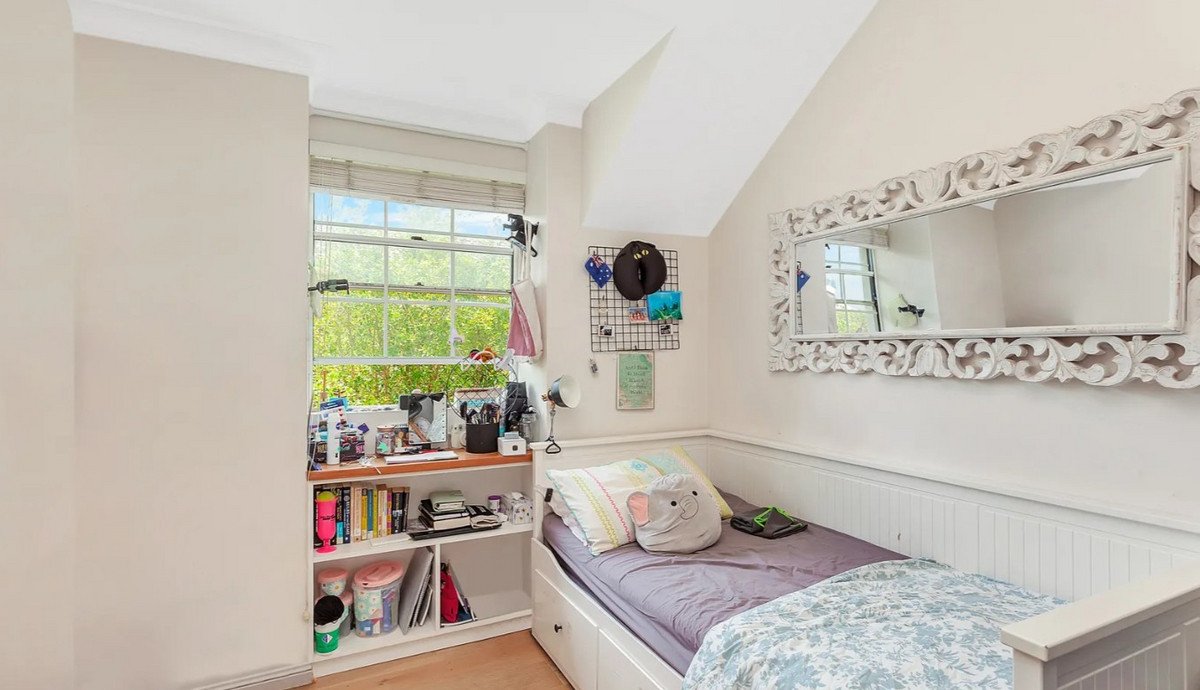 1/32 Burleigh Street Burleigh Heads 10