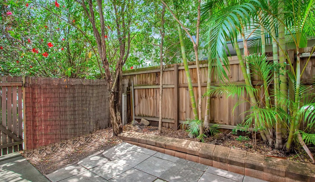 1/32 Burleigh Street Burleigh Heads 14