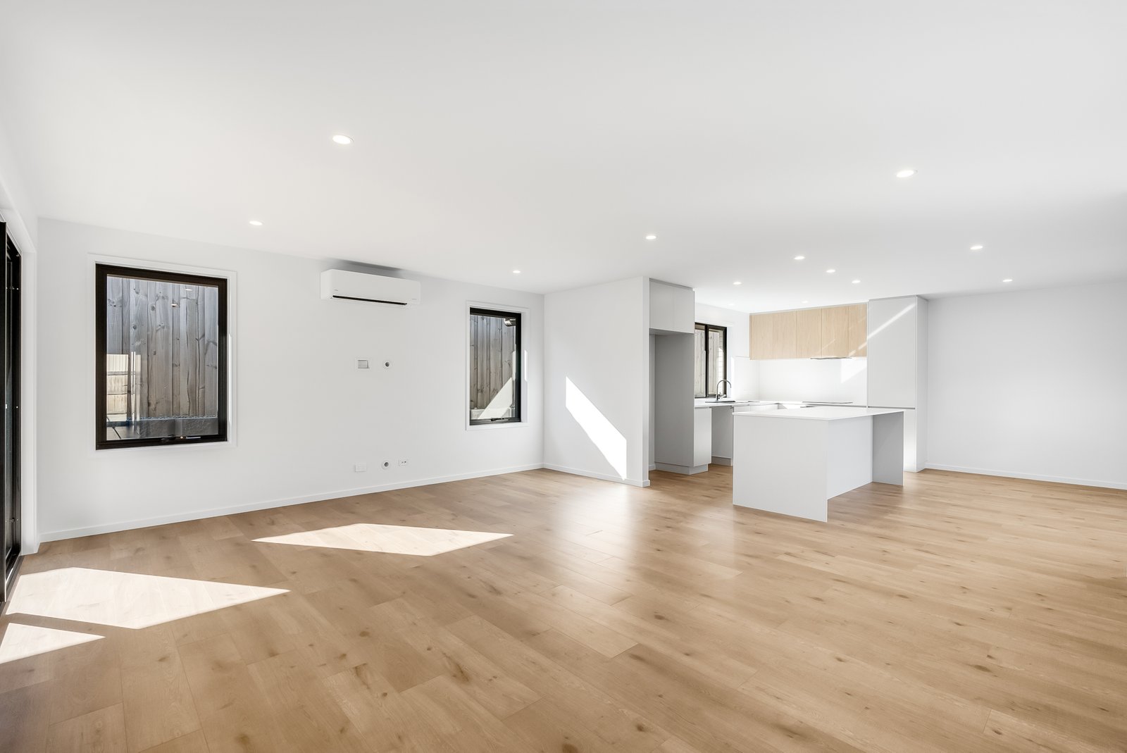 1/32 Fouche Ave  OLD BEACH 4