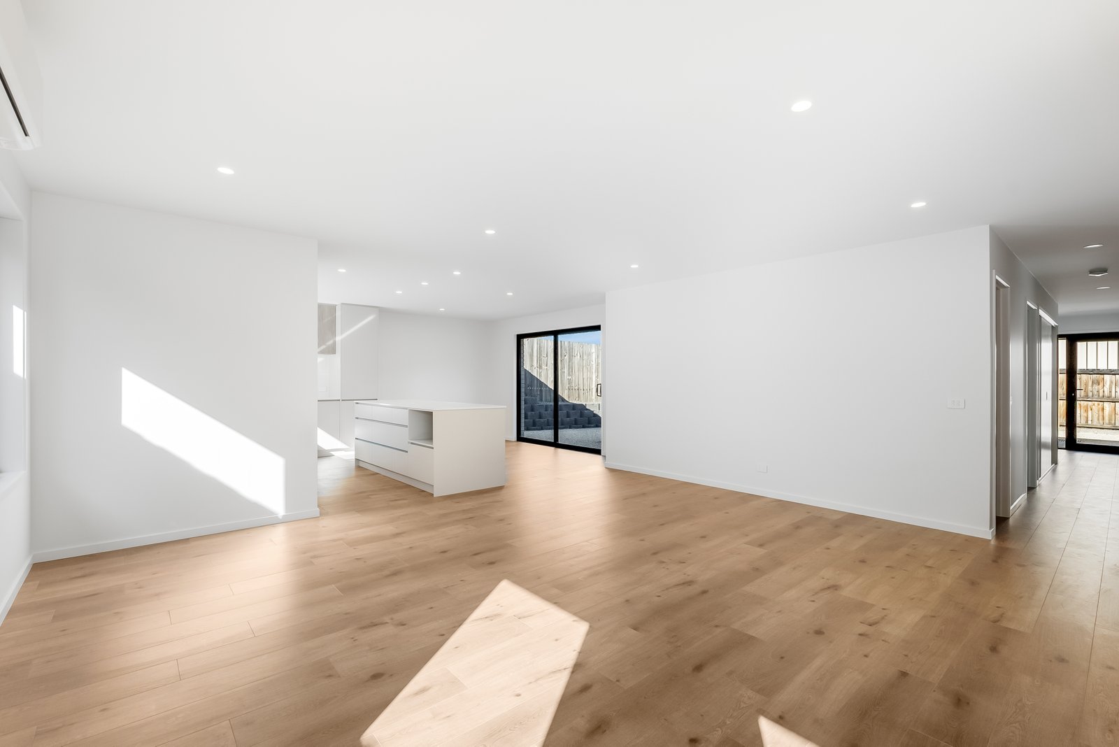 1/32 Fouche Ave  OLD BEACH 10