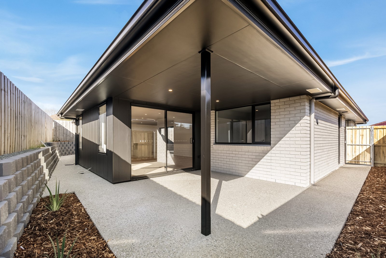 1/32 Fouche Ave  OLD BEACH 11