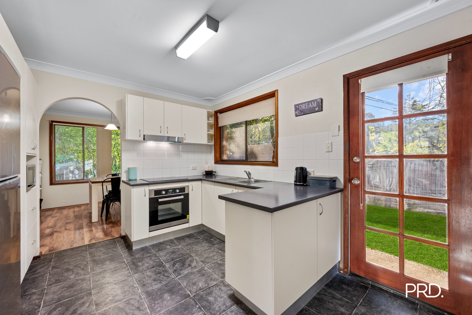 132 Hawkesbury Road SPRINGWOOD 1