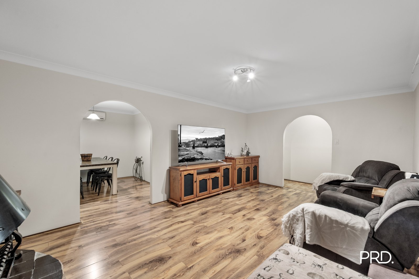 132 Hawkesbury Road SPRINGWOOD 4