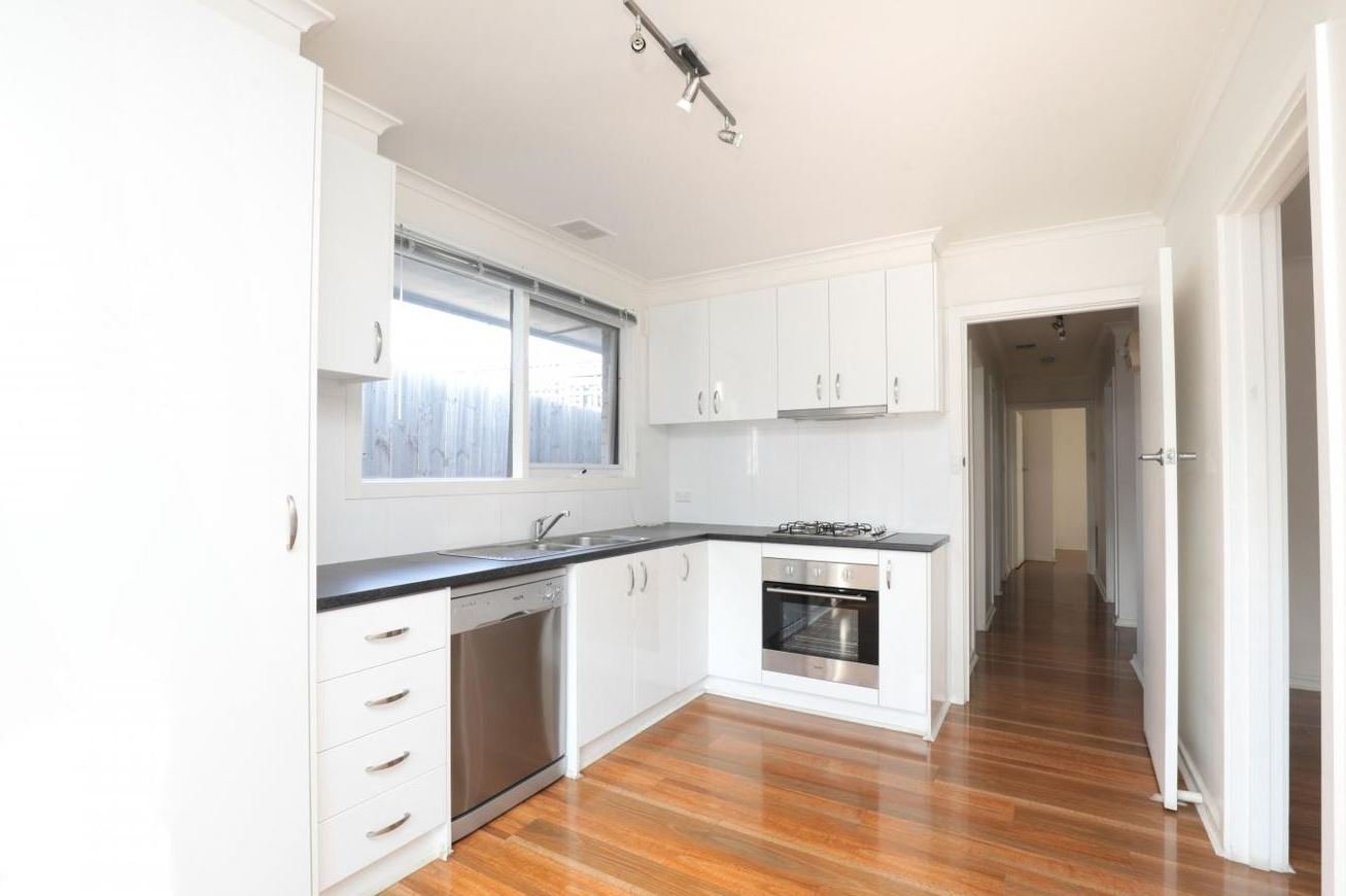 1 32 Higgins Road Bentleigh Vic 3204
