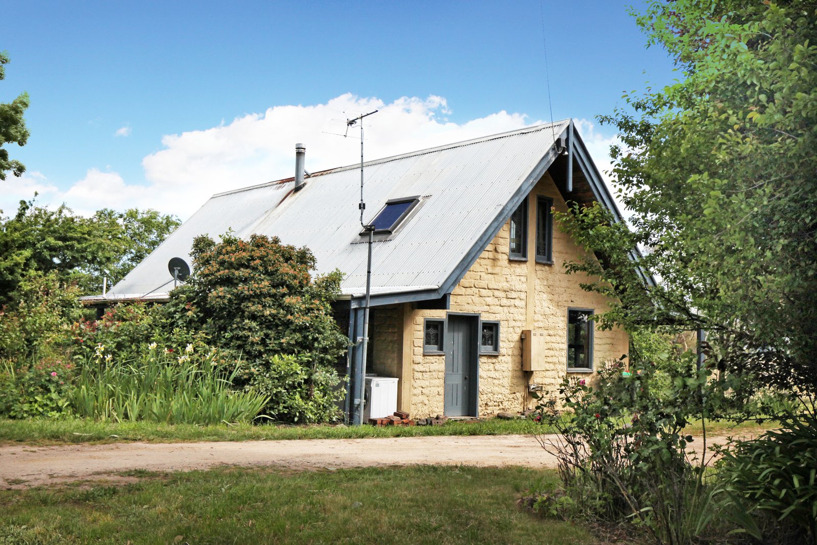 Real Estate and Property in 132 High Street, Lancefield, VIC