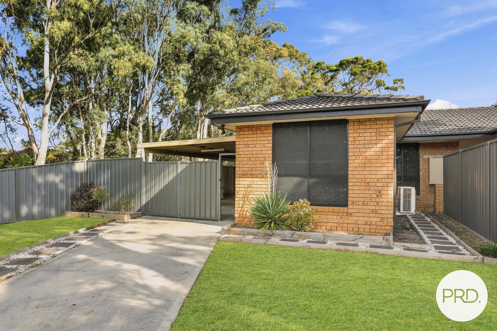 1/32 Horsley Drive HORSLEY 1