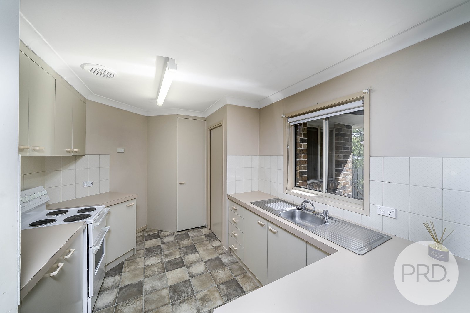 1/32 Lonergan Place WAGGA WAGGA 6