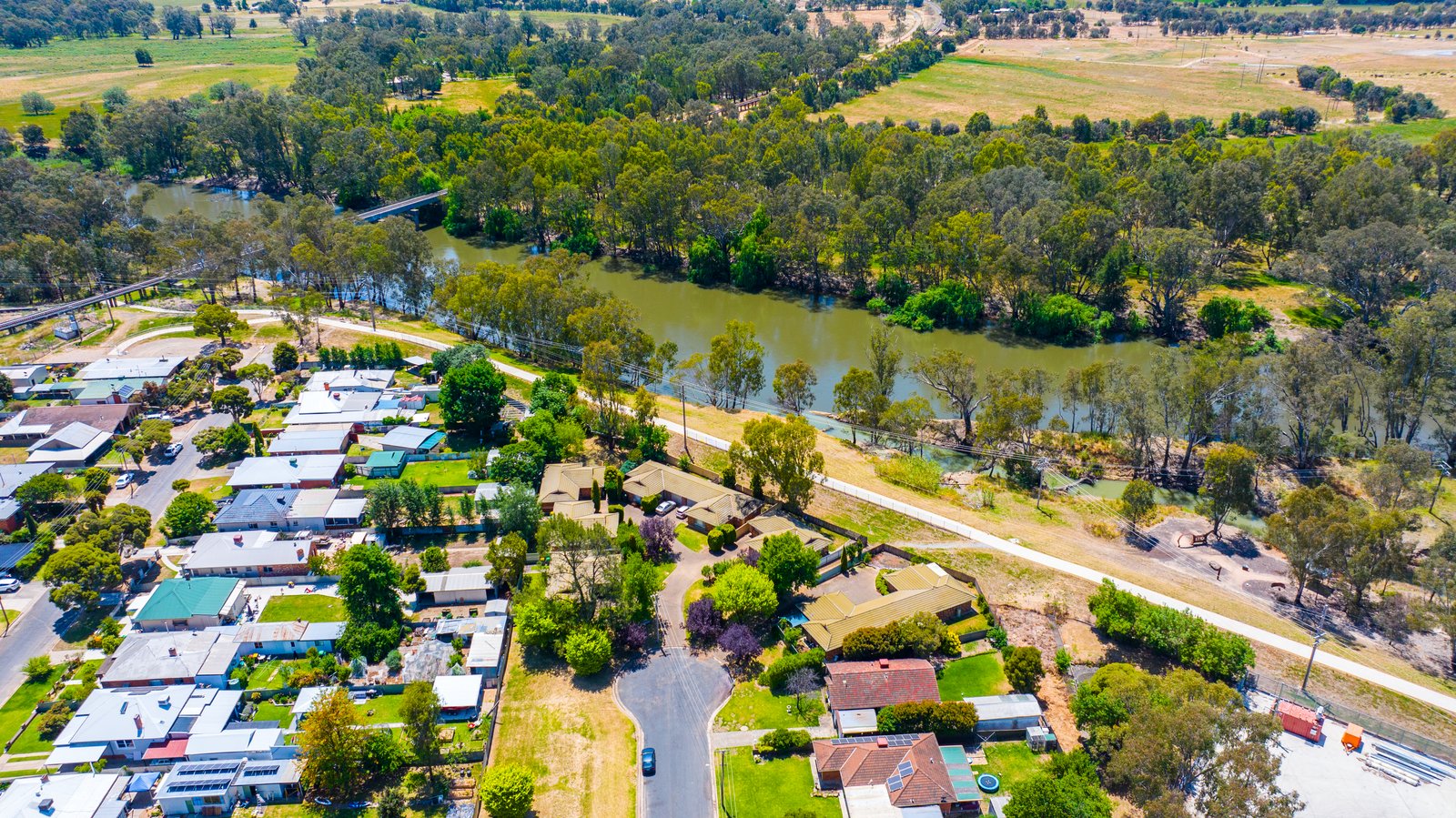 1/32 Lonergan Place WAGGA WAGGA 8