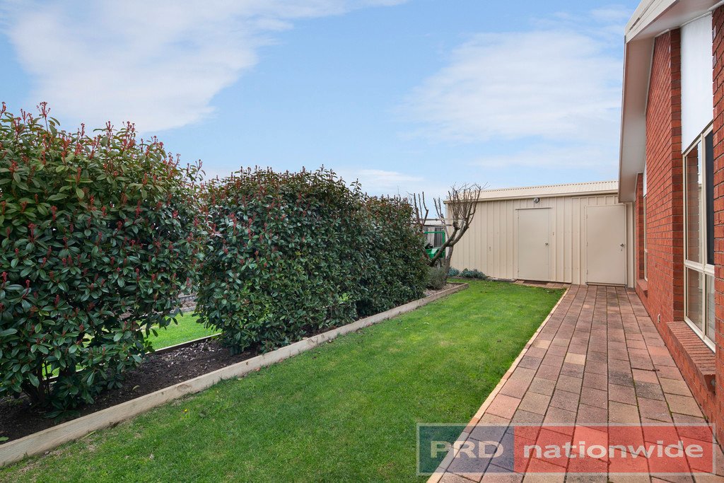 132 Morgan Street SEBASTOPOL 14
