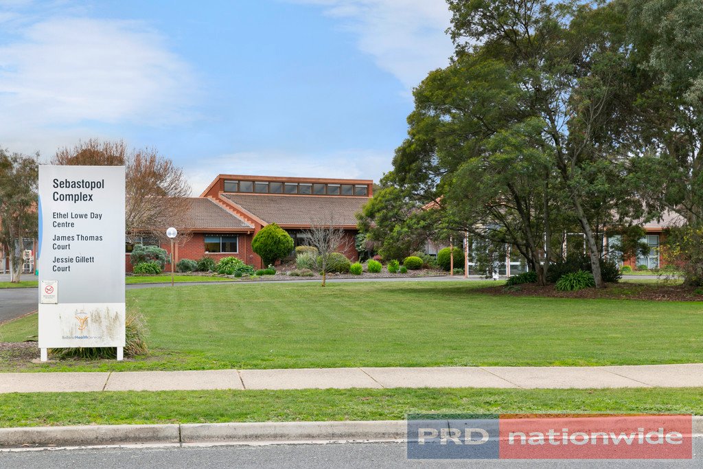 132 Morgan Street SEBASTOPOL 15