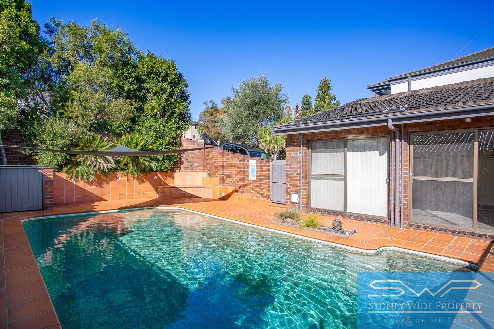 132 Morshead Drive HURSTVILLE GROVE 6