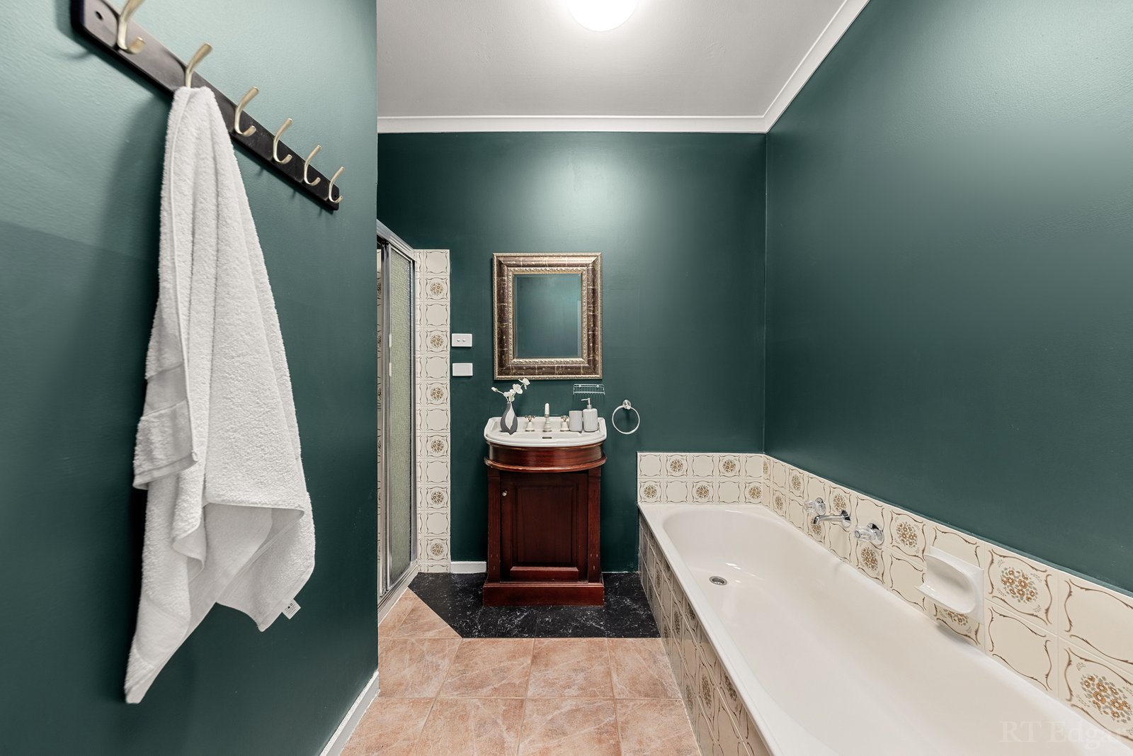 Real Estate and Property in 132 Nelson Road, Box Hill North, VIC