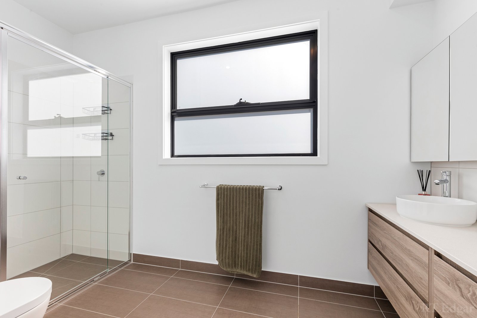 Real Estate and Property in 1/32 Newcombe Street, Drysdale, VIC