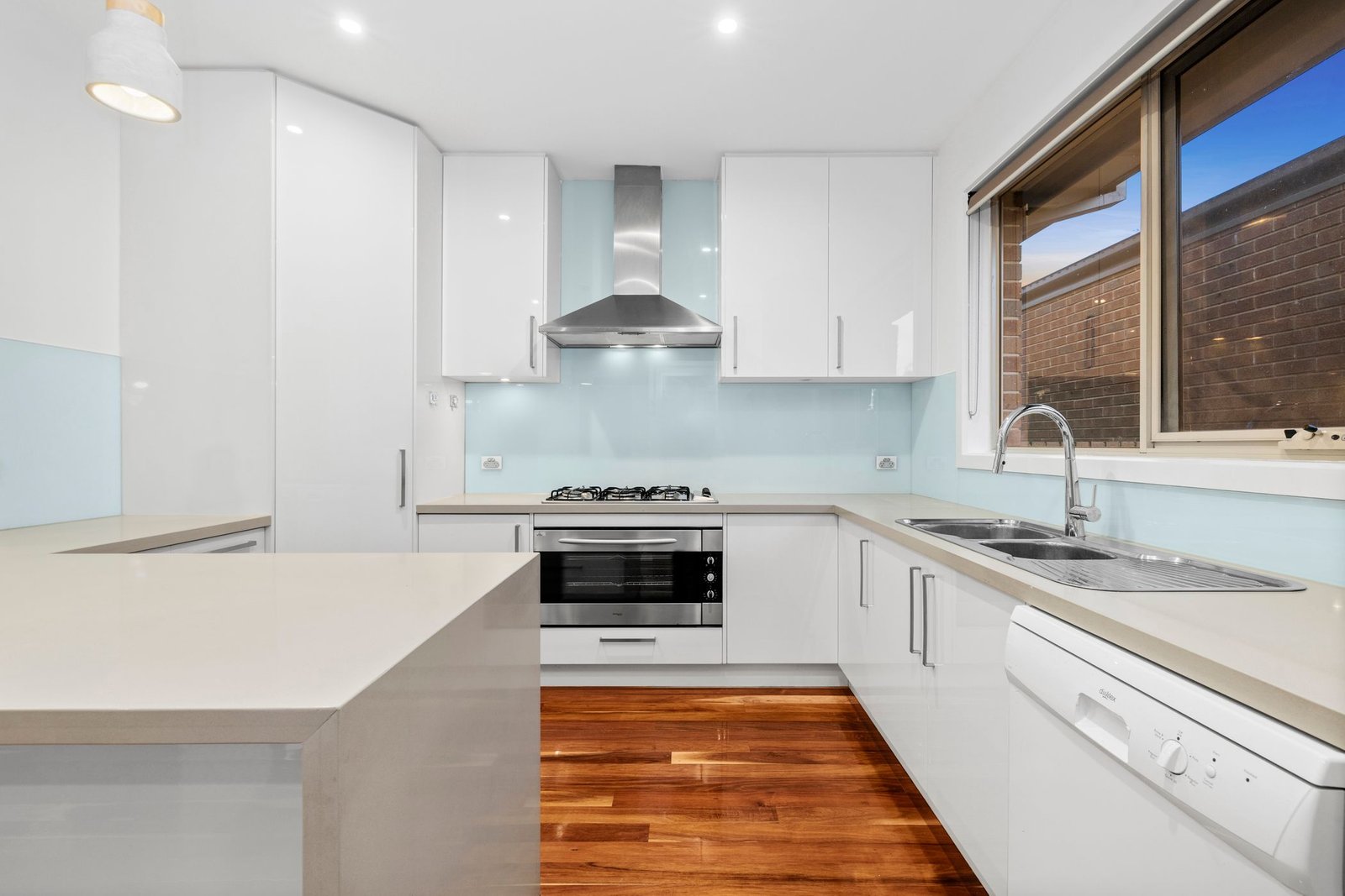 Gallery: 1/32 Newport Road