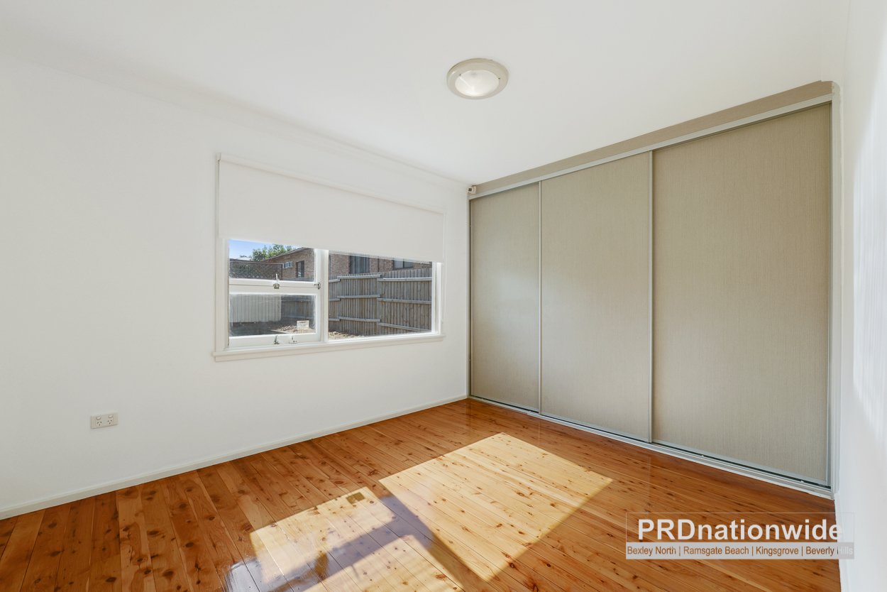 132 Payten Avenue ROSELANDS 8