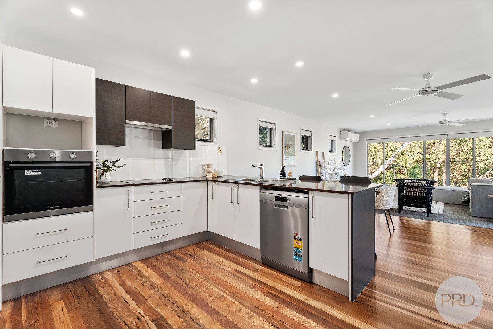 132 Port Stephens Drive SALAMANDER BAY 4