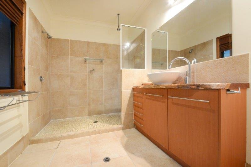 132 Stanley Drive CANNONVALE 15