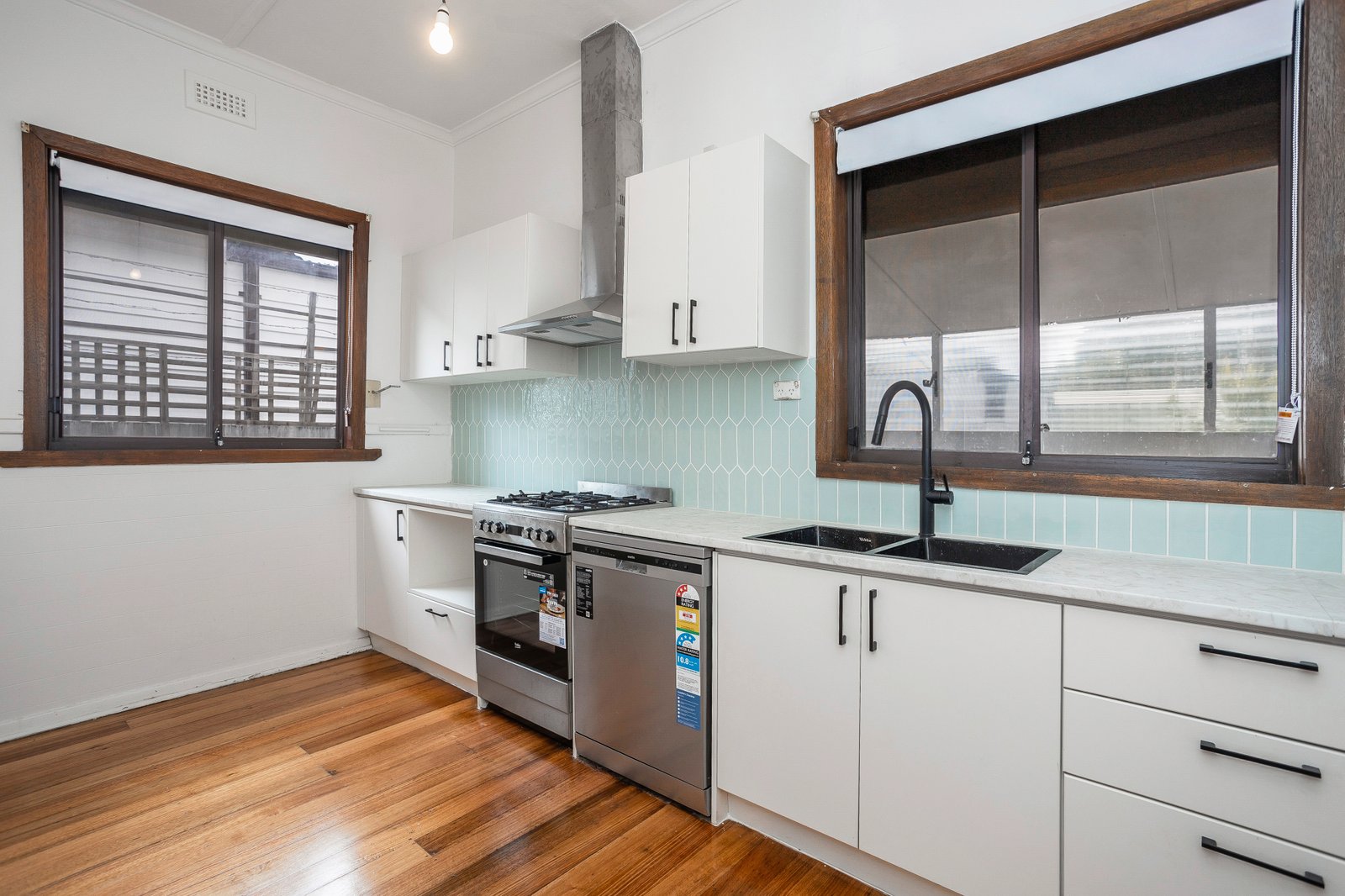 Gallery: 132 Williamstown Road