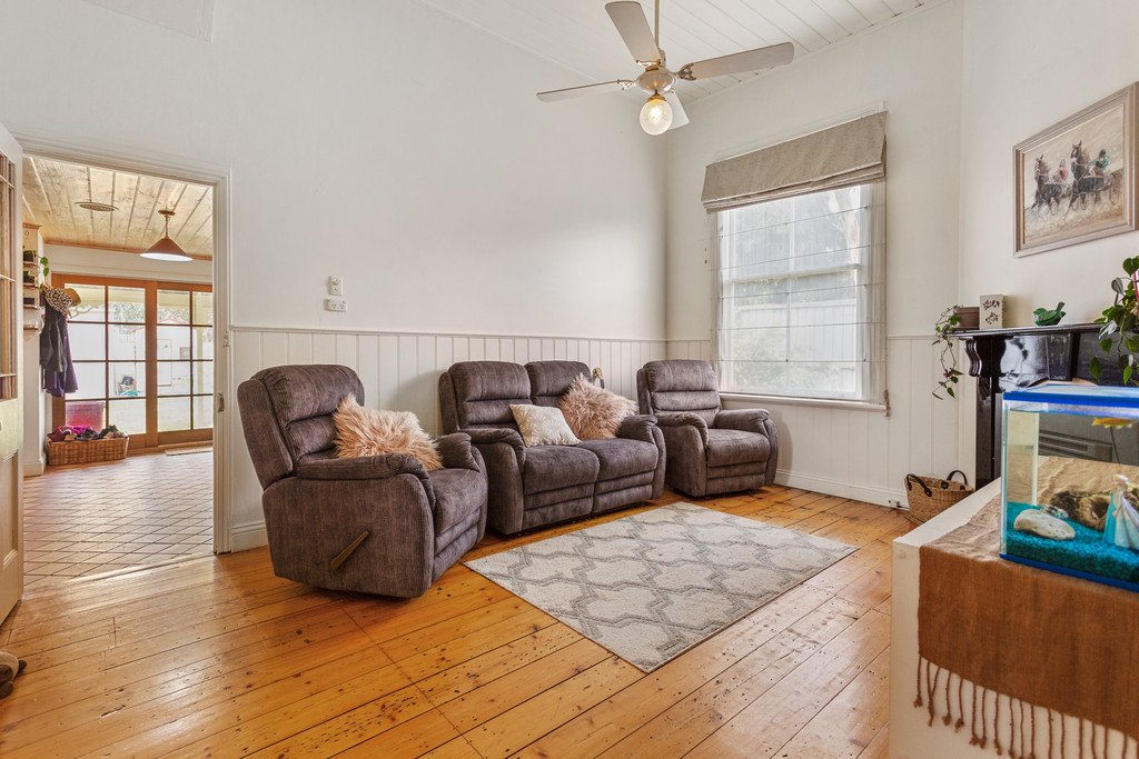1320 Calder Highway MARONG 10