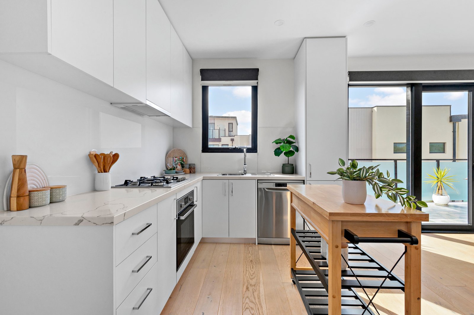 Gallery: 13/200-203 Nepean Highway