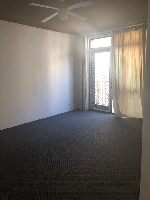 13/209 Derby  PENRITH 2